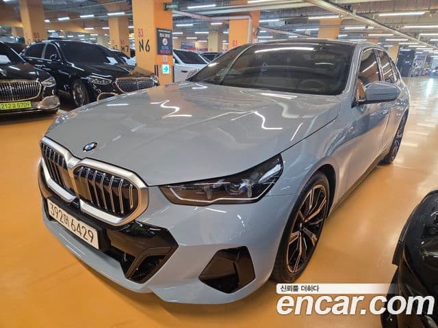 BMW 5시리즈 (G60) 530i xDrive M Sport, 2025 1