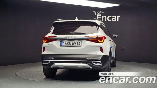 Kia Seltos Gravity, 2023 4