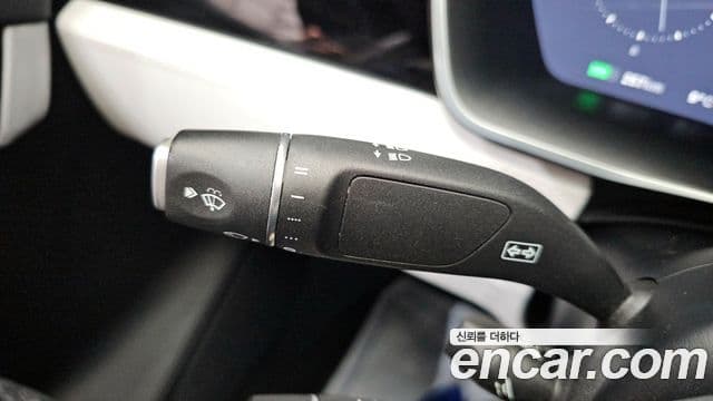 Tesla модель S, 2017 15