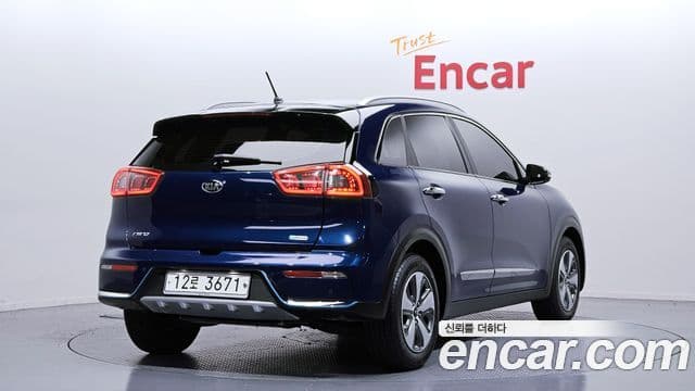 Kia Niro Prestige, 2018 2