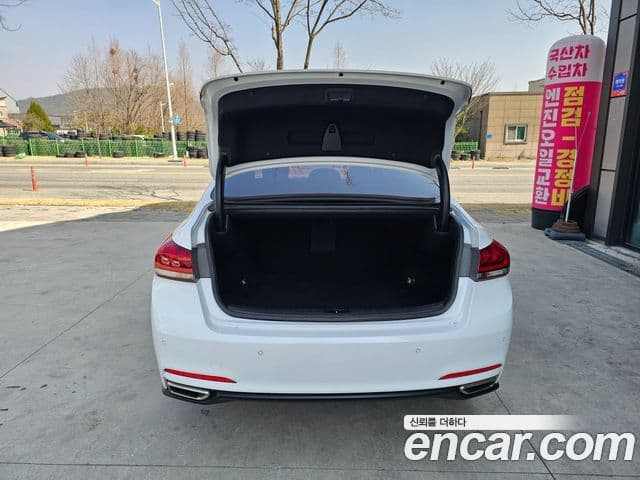 Hyundai Genesis DH Modern, 2016 6