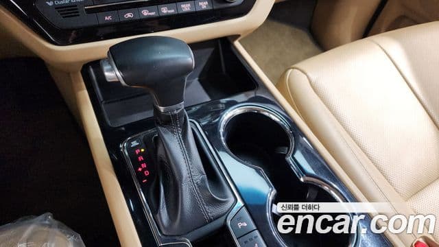 Kia The / новый New Carnival VIP, 2019 9