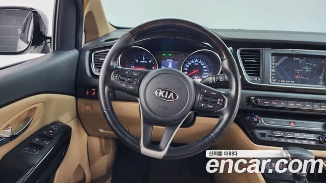 Kia The / новый New Carnival VIP, 2019 13