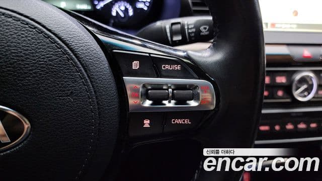 Kia All New K7 гибрид Noblesse, 2019 17