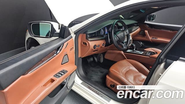 Maserati Quattroporte S Q4 3.0 V6, 2014 10