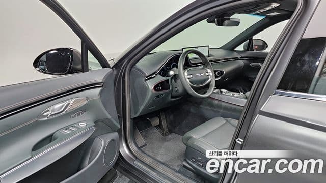Genesis GV70, 2023 11
