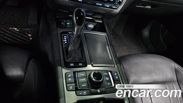 Hyundai Genesis DH Exclusive, 2016 9