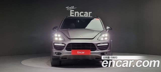 Porsche New Cayenne 958, 2011 3