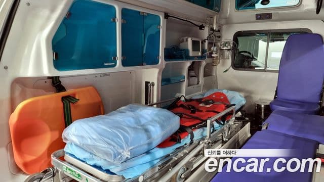 Hyundai Grand Starex 4WD скорая помощь, 2017 20