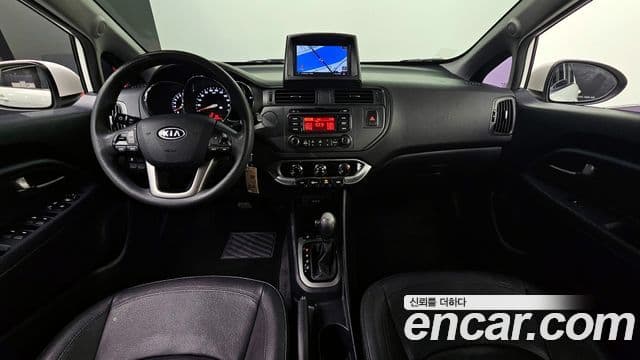 Kia All New Pride Deluxe, 2012 7