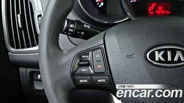 Kia All New Pride Deluxe, 2012 14