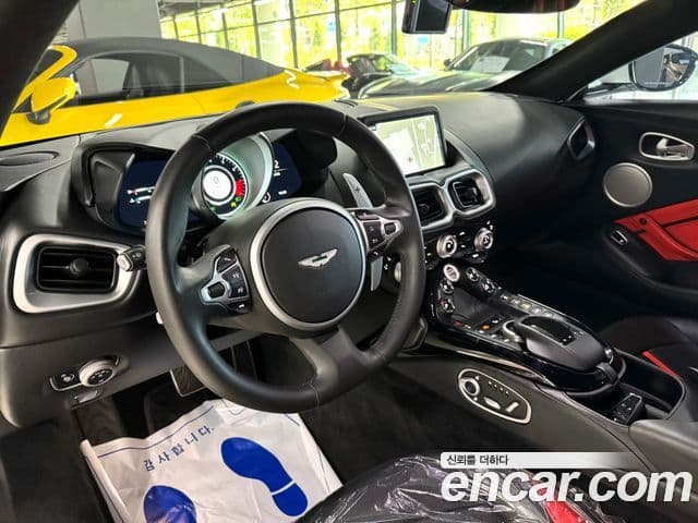 Aston Martin 밴티지 2세대 4.0 V8 купе, 2019 все фото