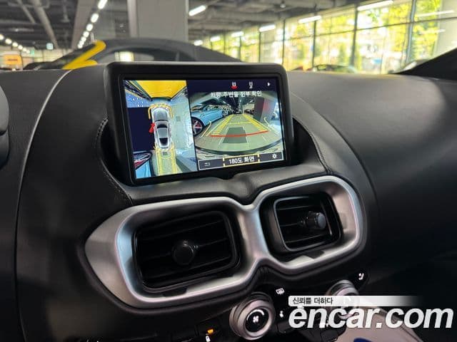 Aston Martin 밴티지 2세대 4.0 V8 купе, 2019 8