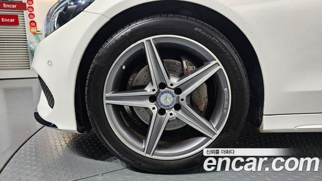 Mercedes-Benz C-класс W205 AMG Line, 2017 все фото