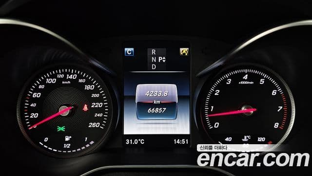 Mercedes-Benz C-класс W205 AMG Line, 2017 8