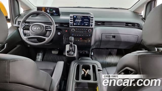Hyundai Staria 11인승, 2023 7