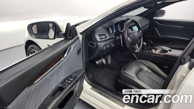 Maserati 기블리 3세대, 2018 10