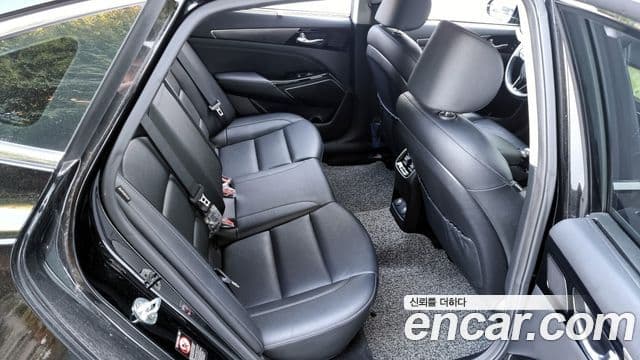 Kia K7 Premier 3.0 LPI Prestige(арендный автомобиль), 2020 12