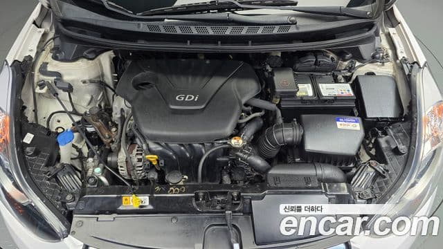 Hyundai Avante MD Modern, 2013 6