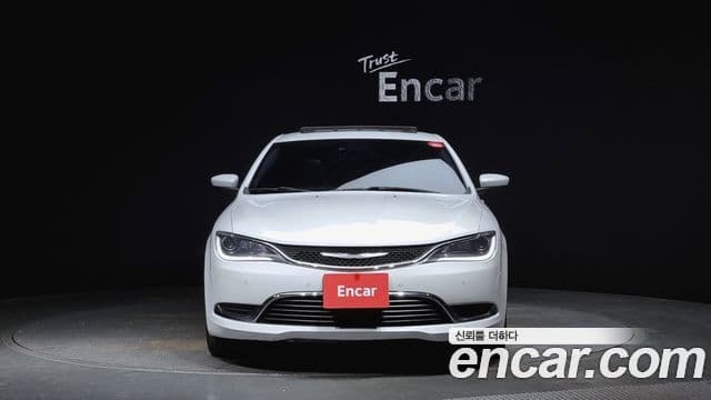 크라이슬러 200 2세대 2.4 Limited, 2015 3