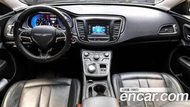 크라이슬러 200 2세대 2.4 Limited, 2015 7