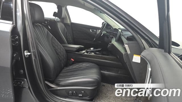 Kia K8 гибрид Signature, 2023 10