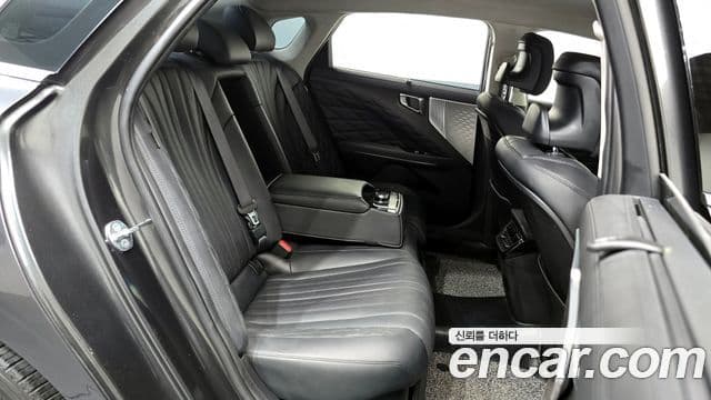 Kia K8 гибрид Signature, 2023 12