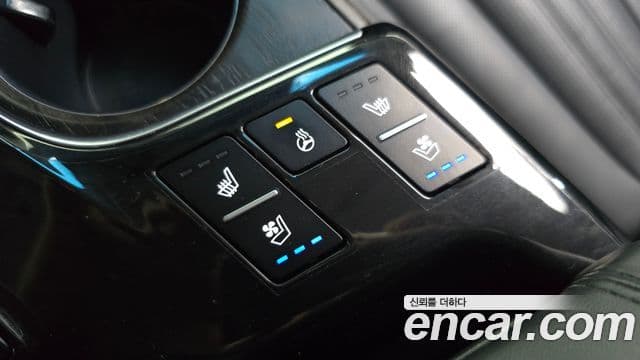 Kia K8 гибрид Signature, 2023 19