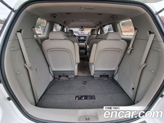 Kia The / новый New Carnival Luxury, 2019 12