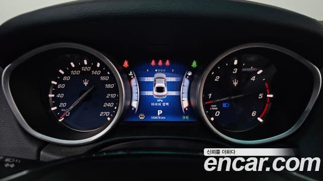 Maserati 기블리 3세대, 2015 8