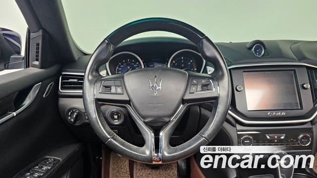 Maserati 기블리 3세대, 2015 13