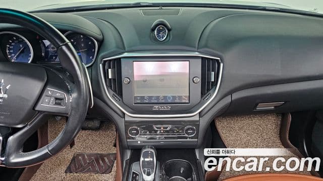 Maserati 기블리 3세대, 2015 14