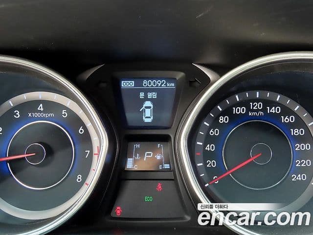 Hyundai Avante MD M16 GDI top, 2012 8