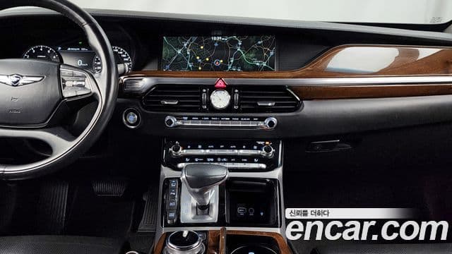 Genesis EQ900 Prestige, 2017 15