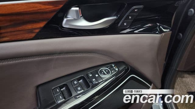 Kia All New K7 Noblesse, 2016 13