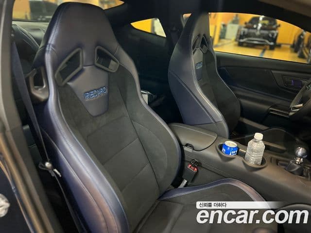 Ford Mustang 7세대 5.0 GT Premium купе, 2024 10