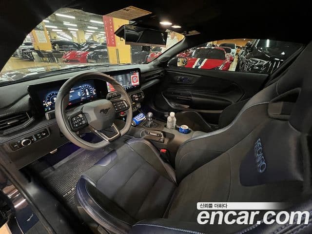 Ford Mustang 7세대 5.0 GT Premium купе, 2024 12