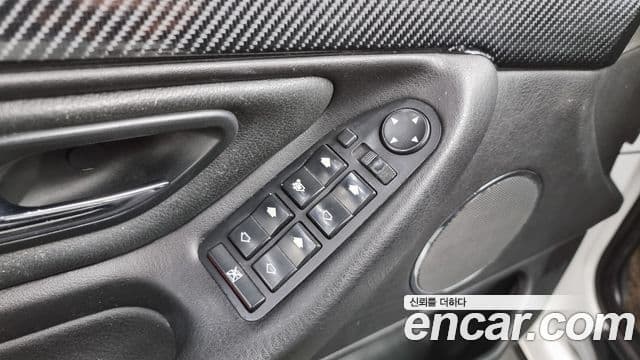 BMW 7시리즈 E38, 1999 12