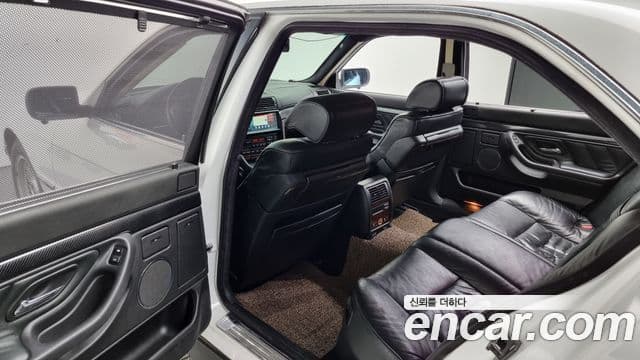 BMW 7시리즈 E38, 1999 18