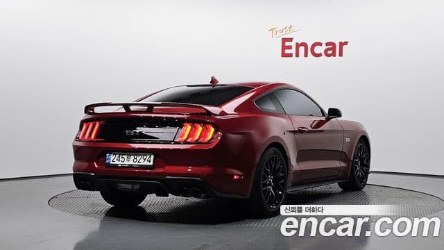Ford Mustang GT купе, 2021 2