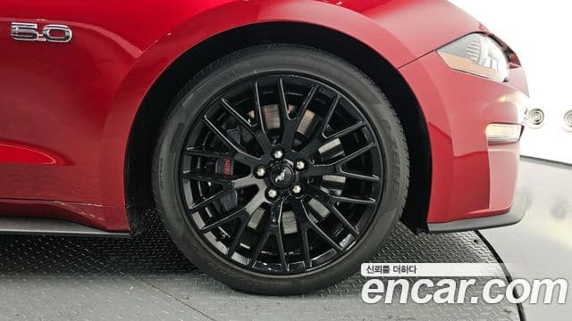 Ford Mustang GT купе, 2021 все фото