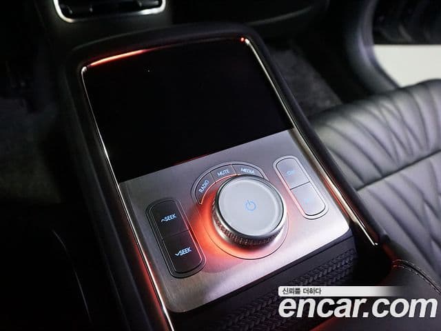 Genesis G90 (RS4) бензин 3.5 турбо AWD, 2023 18