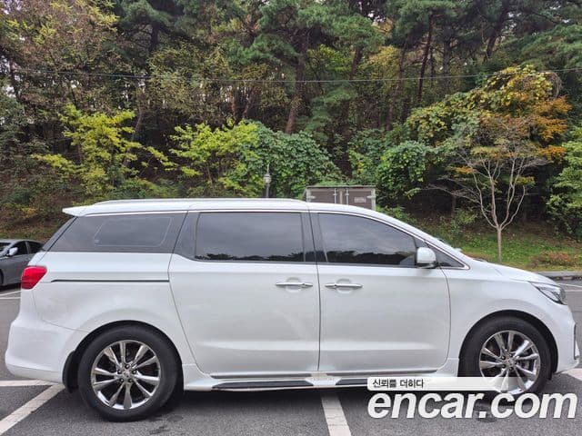 Kia The / новый New Carnival Special, 2019 8