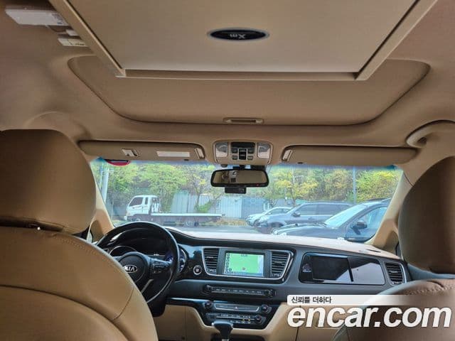 Kia The / новый New Carnival Special, 2019 18