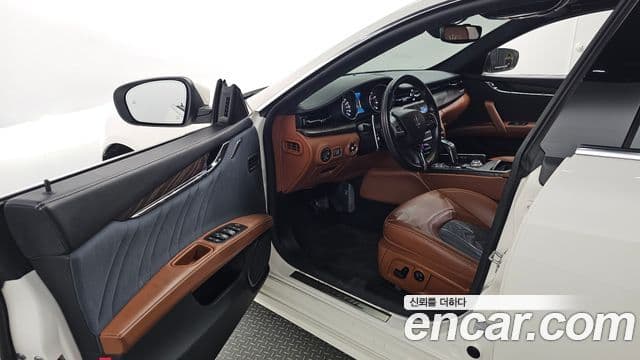 Maserati Quattroporte 3.0 V6 GranLusso, 2019 10