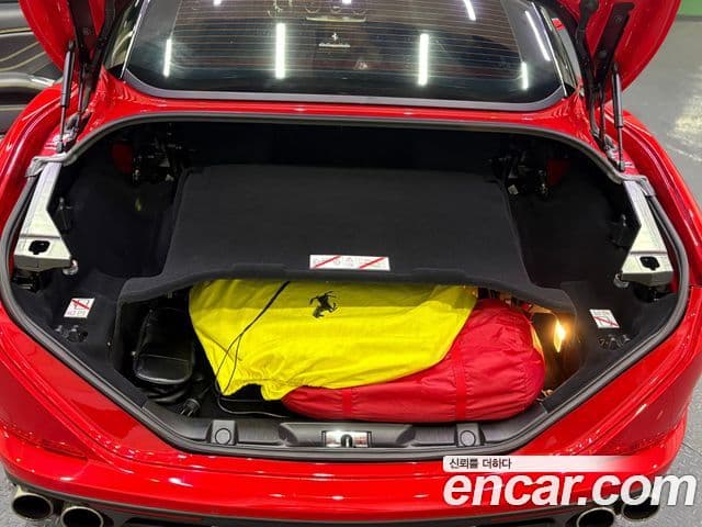 Ferrari 캘리포니아 T 3.9 V8, 2016 7