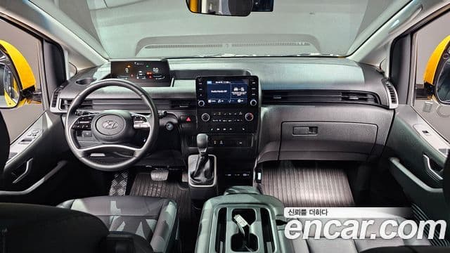 Hyundai Staria 11인승, 2023 7