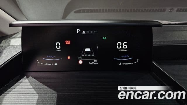 Hyundai Staria 11인승, 2023 8