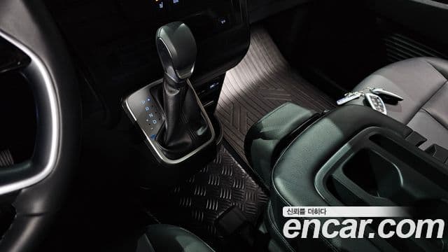 Hyundai Staria 11인승, 2023 9