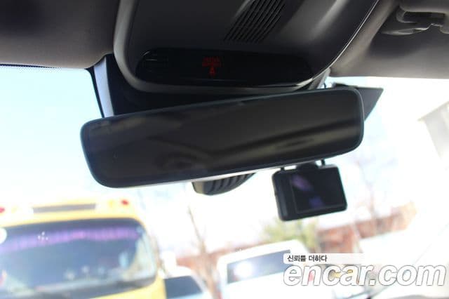 Volvo V40 2세대, 2015 6